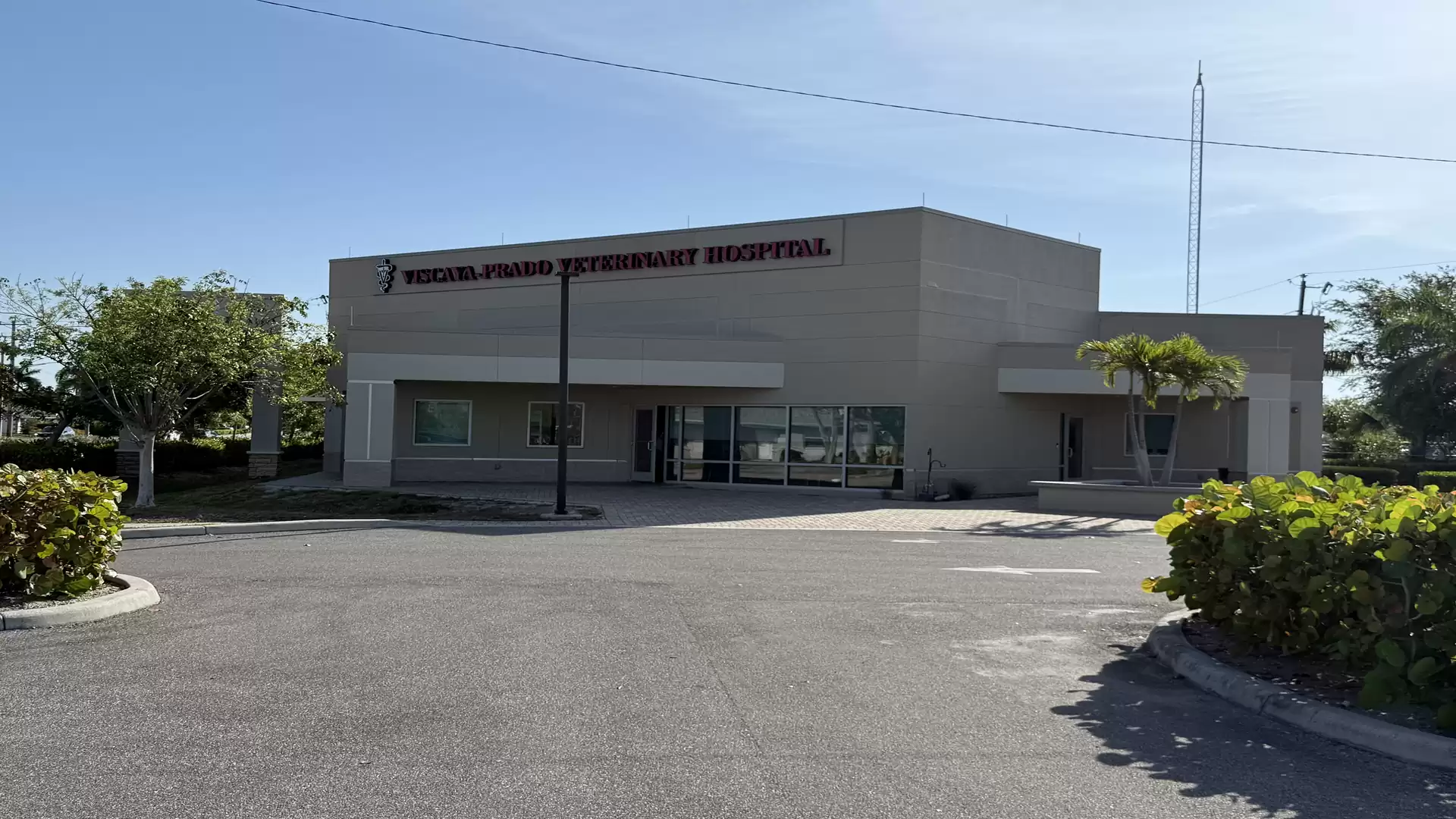 A modern building with the sign 'Veterans Affairs Veterinary Hospital'.