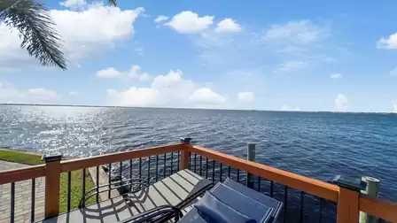 The view of the Caloosahatchee River is picturesque