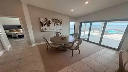 Open dining area - with this view, the food is sure to taste good.
