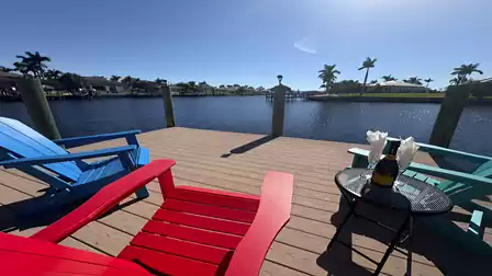 Here you can fish, relax, sunbathe or even play