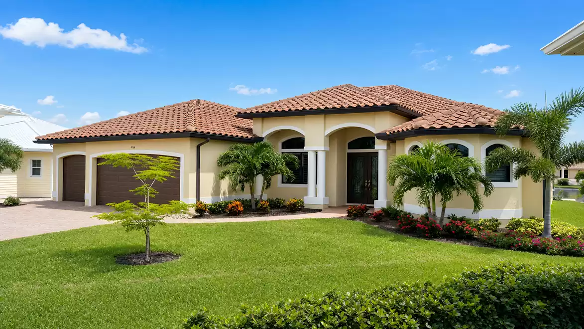 The beautiful Villa Maxima is located in SW Cape Coral