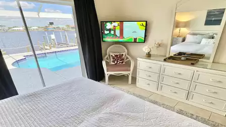 You also have direct access to the pool and terrace here