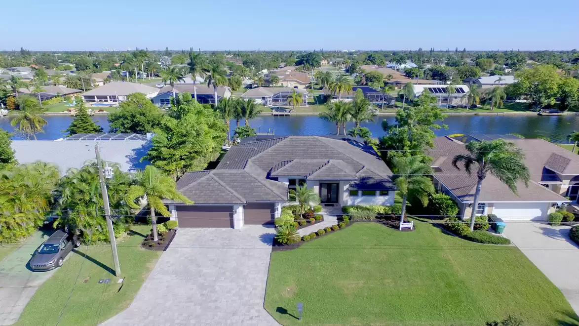 Villa Pandora is located in an established neighborhood in SE Cape Coral