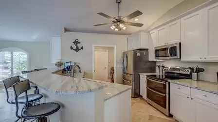 The kitchen comes fully equipped