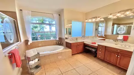 big master bath room 