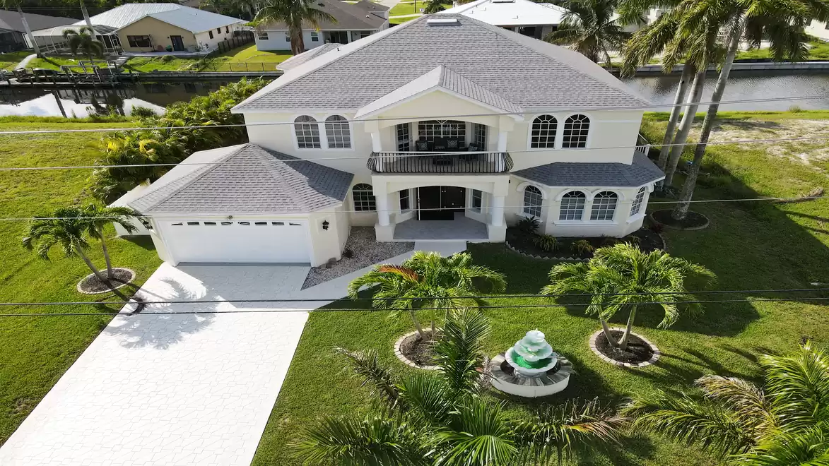 Enjoy the sight of this stately villa