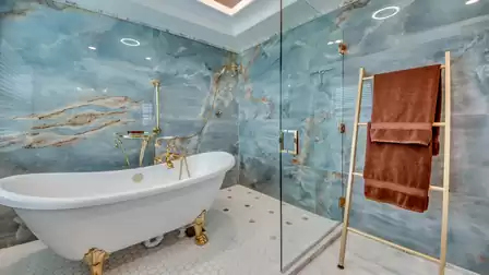 A dream in gold and blue