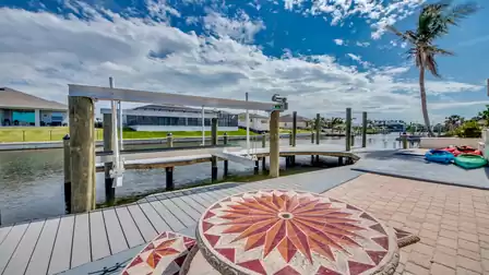 Who has desire, paddles up to the Gulf of Mexico