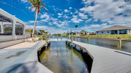 Here is enough space for a boat