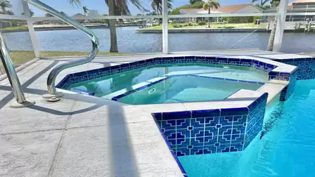 From the hot tub you have a great view of passing boats