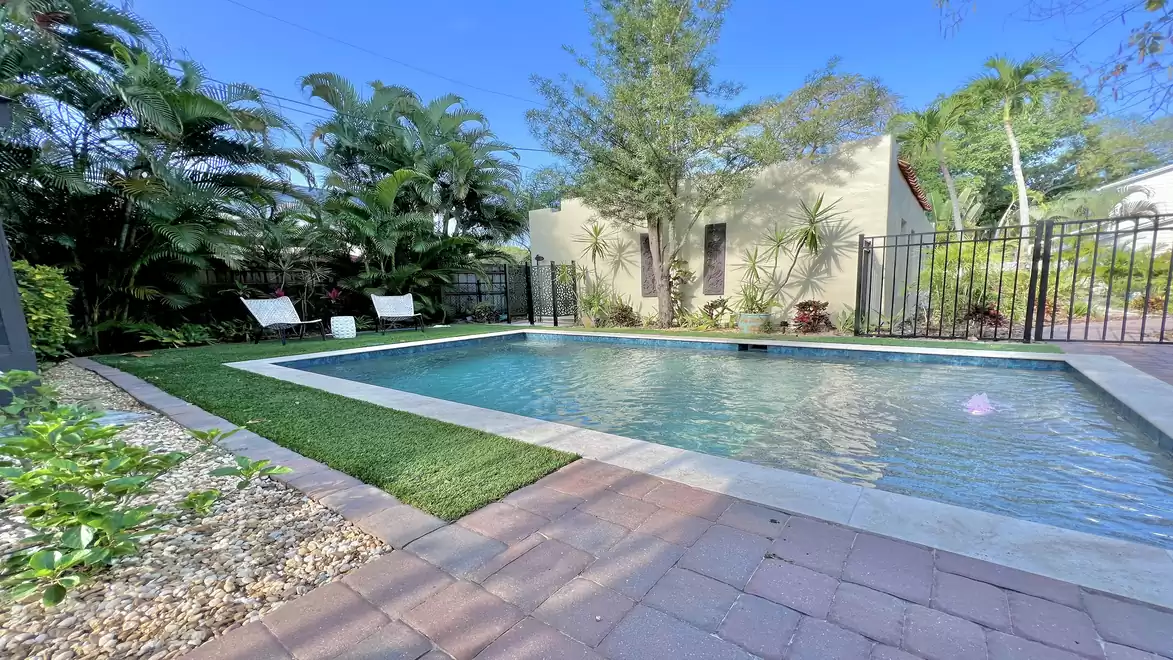 Here you can swim your laps in privacy
