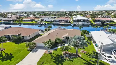 A green oasis surrounds Villa Lupita