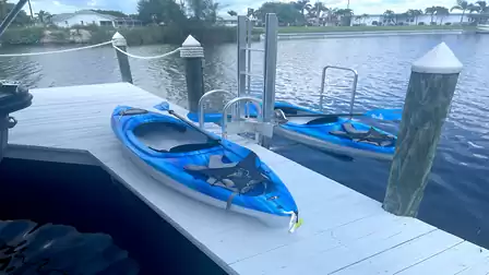 With the kayaks you can explore the surroundings from the water