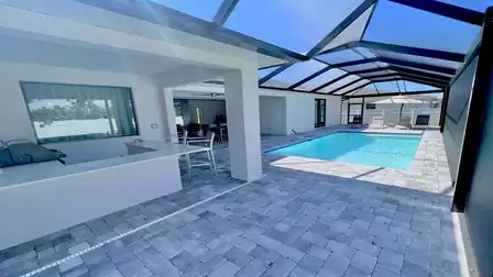 There's plenty of space for a barbecue with friends