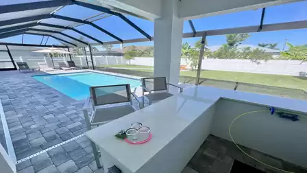 View from the barbecue over the entire terrace and garden