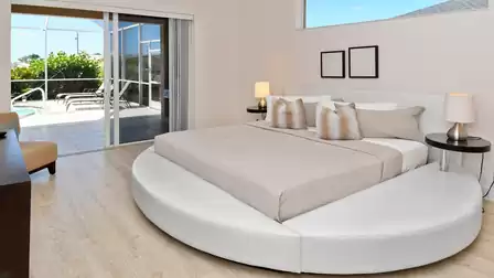 Extravagant bed in the master bedroom