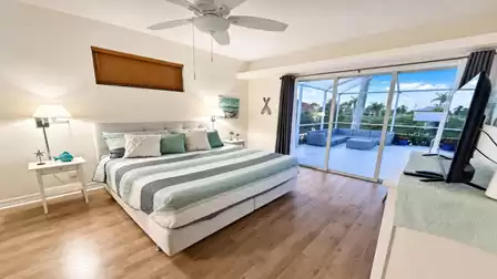 King Size bed in the master bedroom