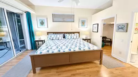 King size bed in the second bedroom