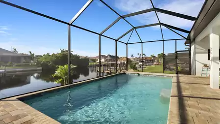Direct view of the canal from the pool