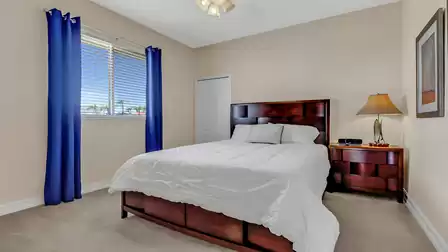 Bedroom with a queen size bed