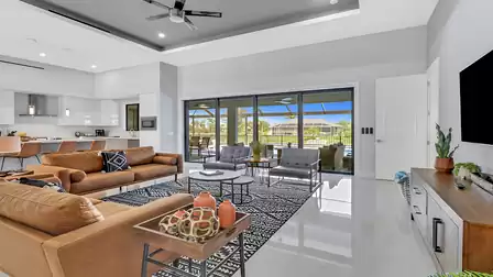 Bright living area that can be opened up to the terrace through large sliding doors