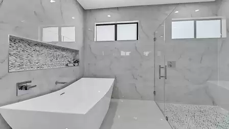Unique bathtub that impresses with its innovative design