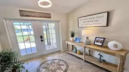 A stylish, modern entrance area that makes an immediate impression