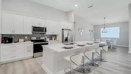 Discover our ultra-modern kitchen that combines functionality and style