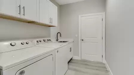 A practical room that makes laundry a breeze