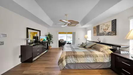 Master bedroom with chic furnishings. Whether watching TV, reading or snuggling up - everything is possible