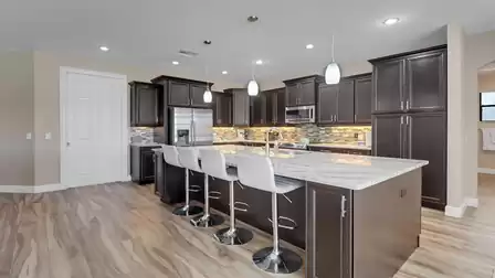 The spacious kitchen is not only functional, but also a visual highlight