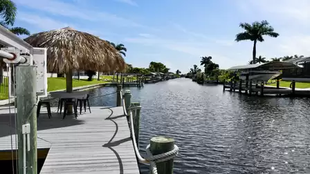 View from the jetty along the canal - a quiet place for your morning coffee, a cool drink or simply to enjoy the idyllic waterfront.