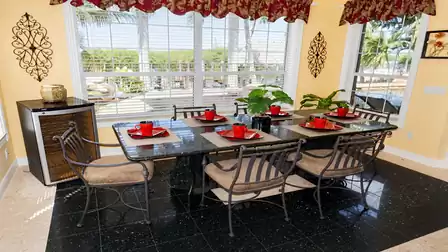 The spacious breakfast nook allows room for six