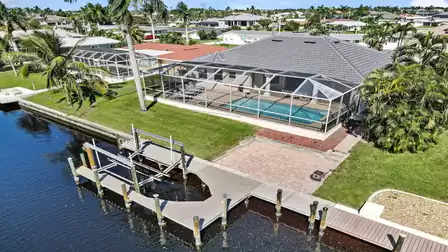 Rear view of Villa Boaters Dream
