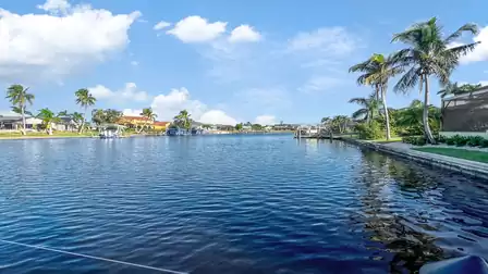 Blue skies, water and sunshine - what more do you need to be happy?