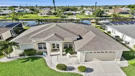 General view of Villa Timeout from above