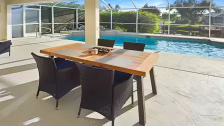 Ready for a relaxed breakfast by the pool