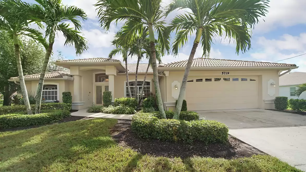 A perfect example for a modern Florida vacation home