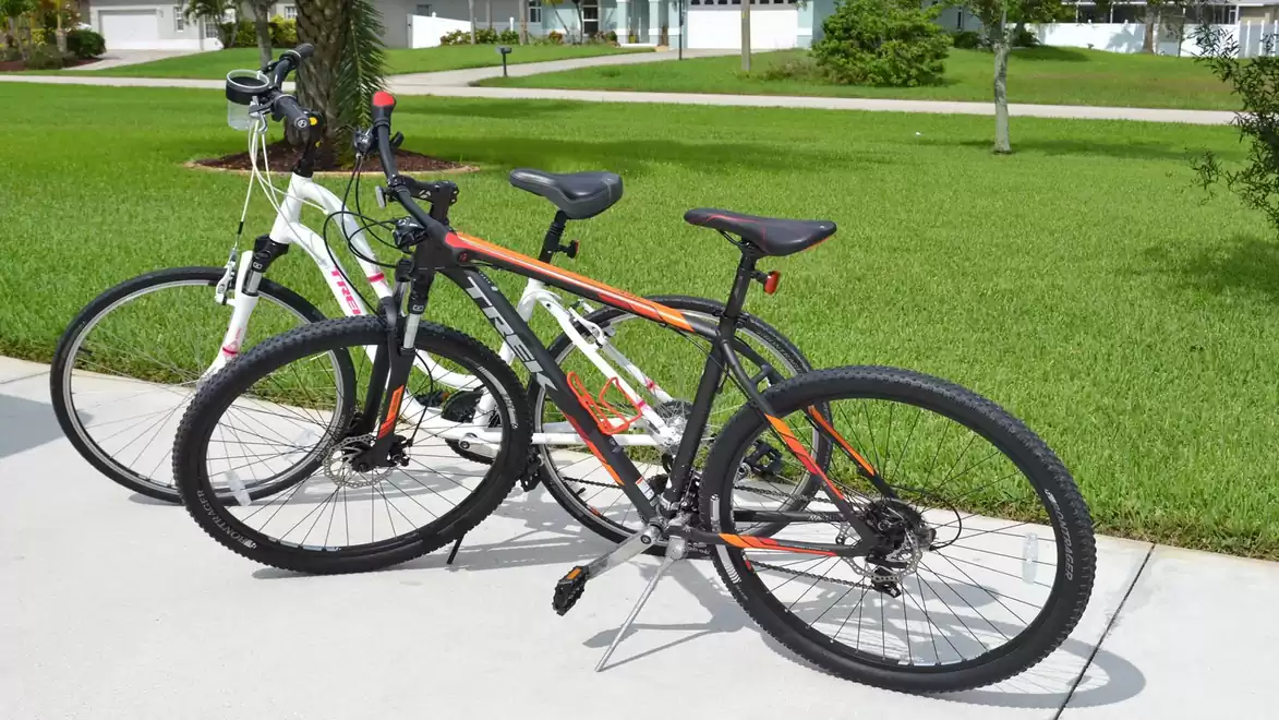 Two bicycles are available for the sporty guest