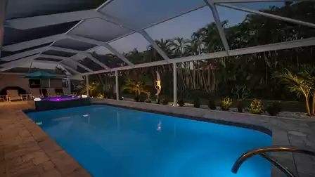 The pool also has different colors to choose from