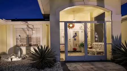 The beautifully decorated entrance area of Villa Medina