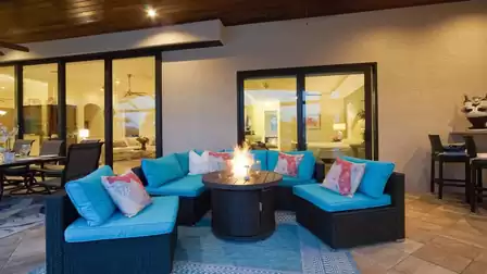 Furnished with comfortable, upholstered furniture, it invites you to lean back and unwind