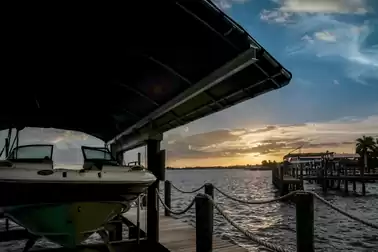 Picturesque sunset over the Caloosahatchee River