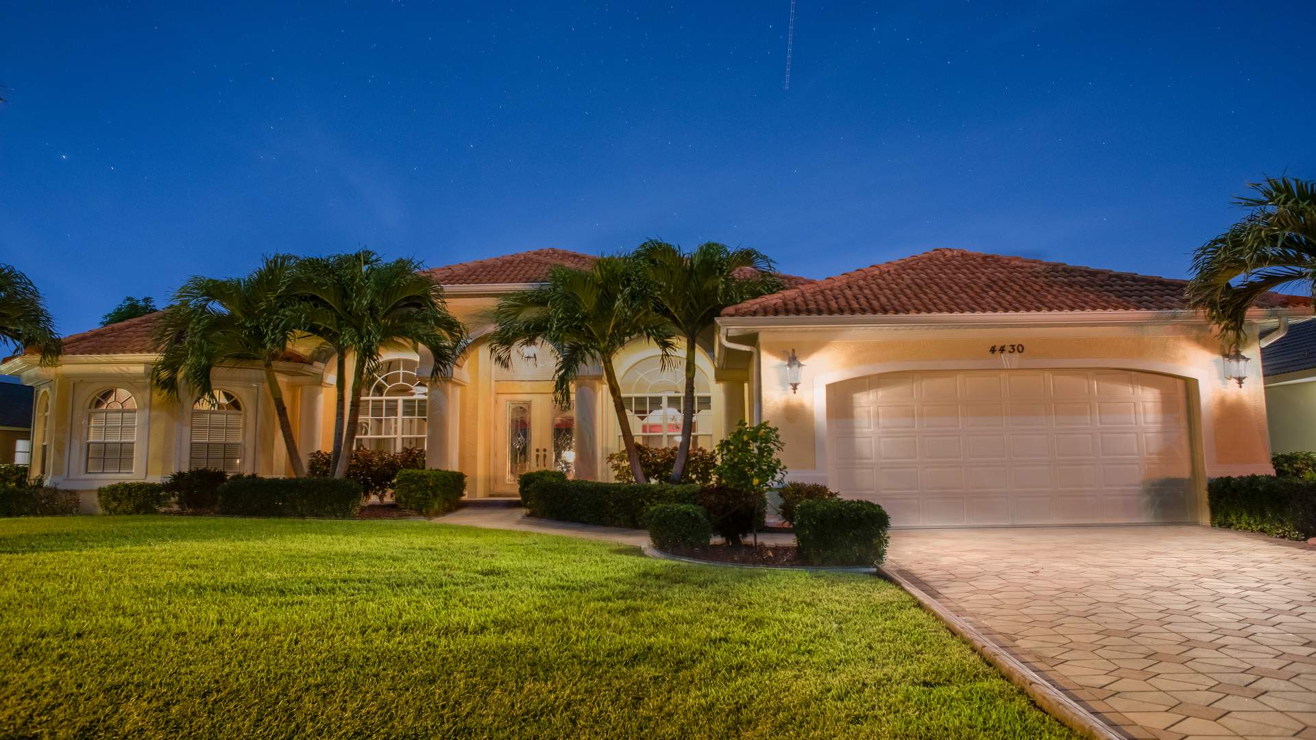 Vacation home with an exotic touch: Villa Black Diamond in Cape Coral