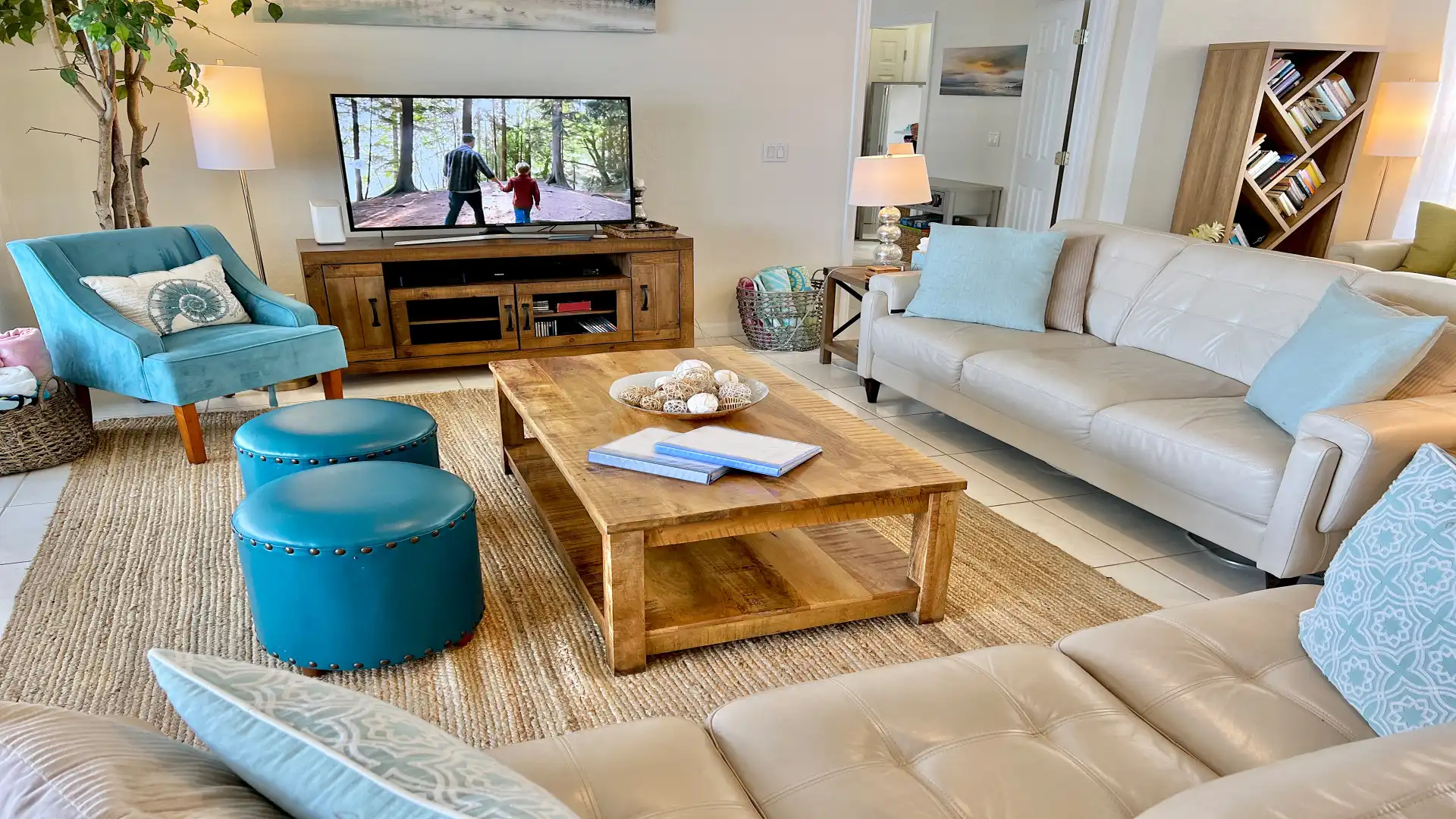 Experience TV moments in comfortable sofas