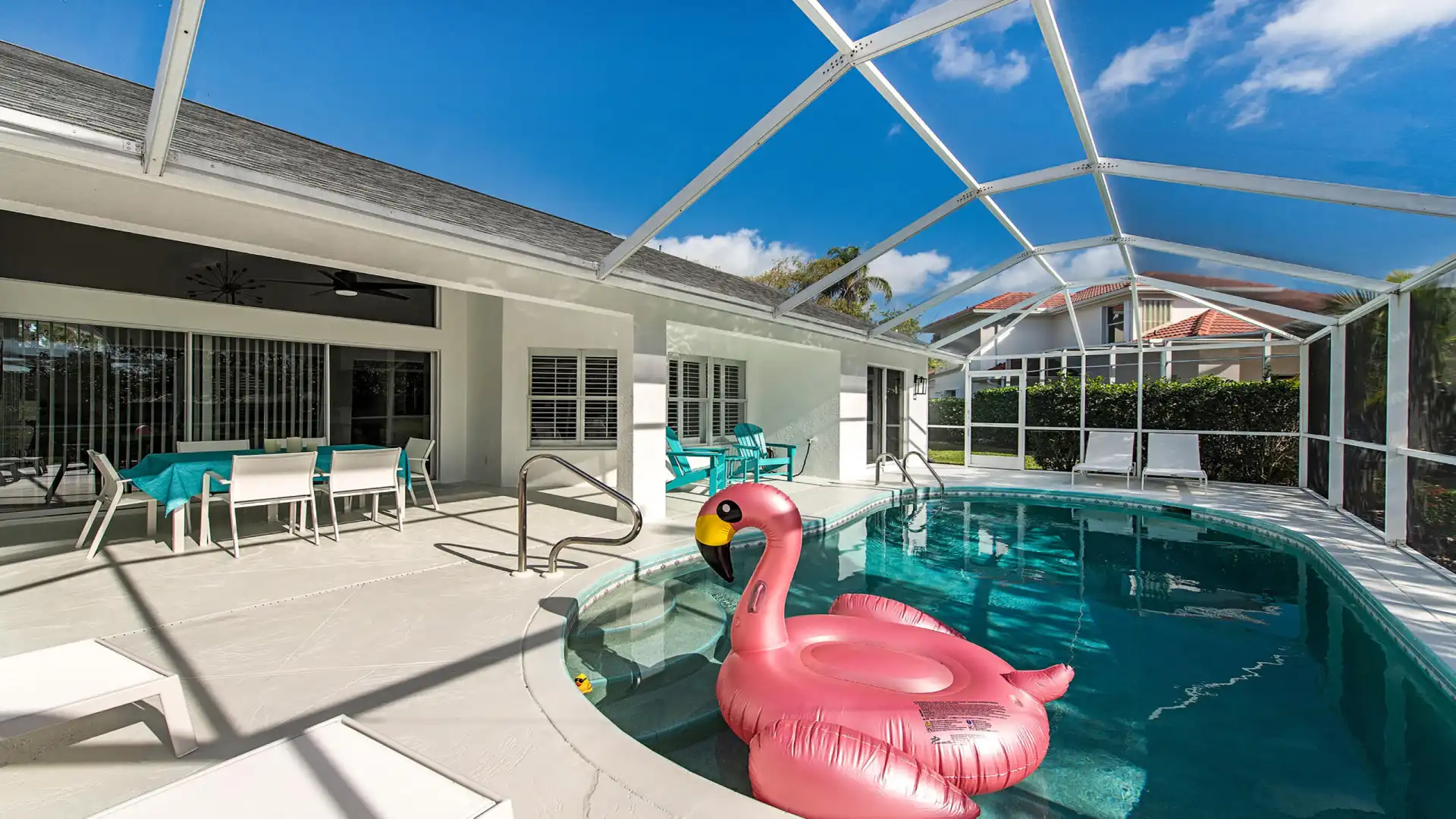Here you can swim your refreshing laps