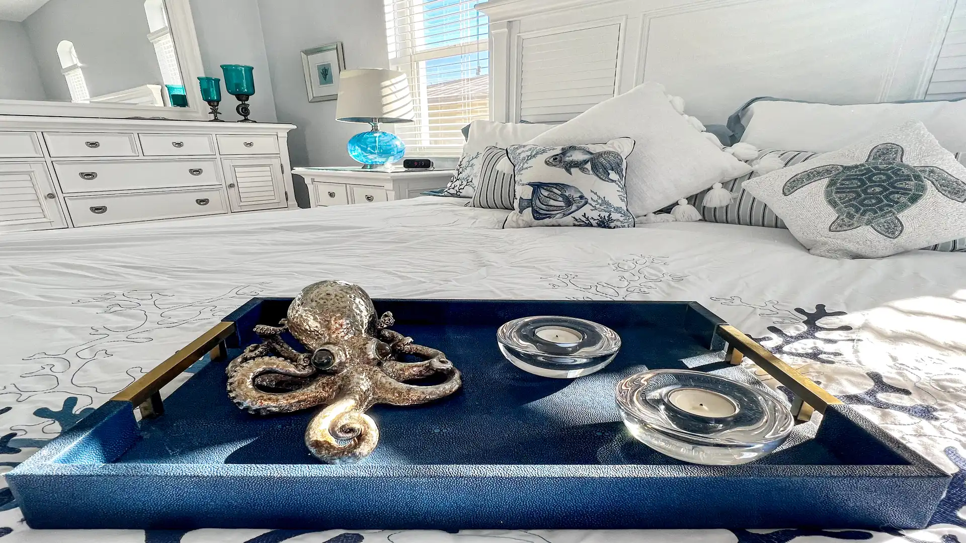 Decoration on the bed