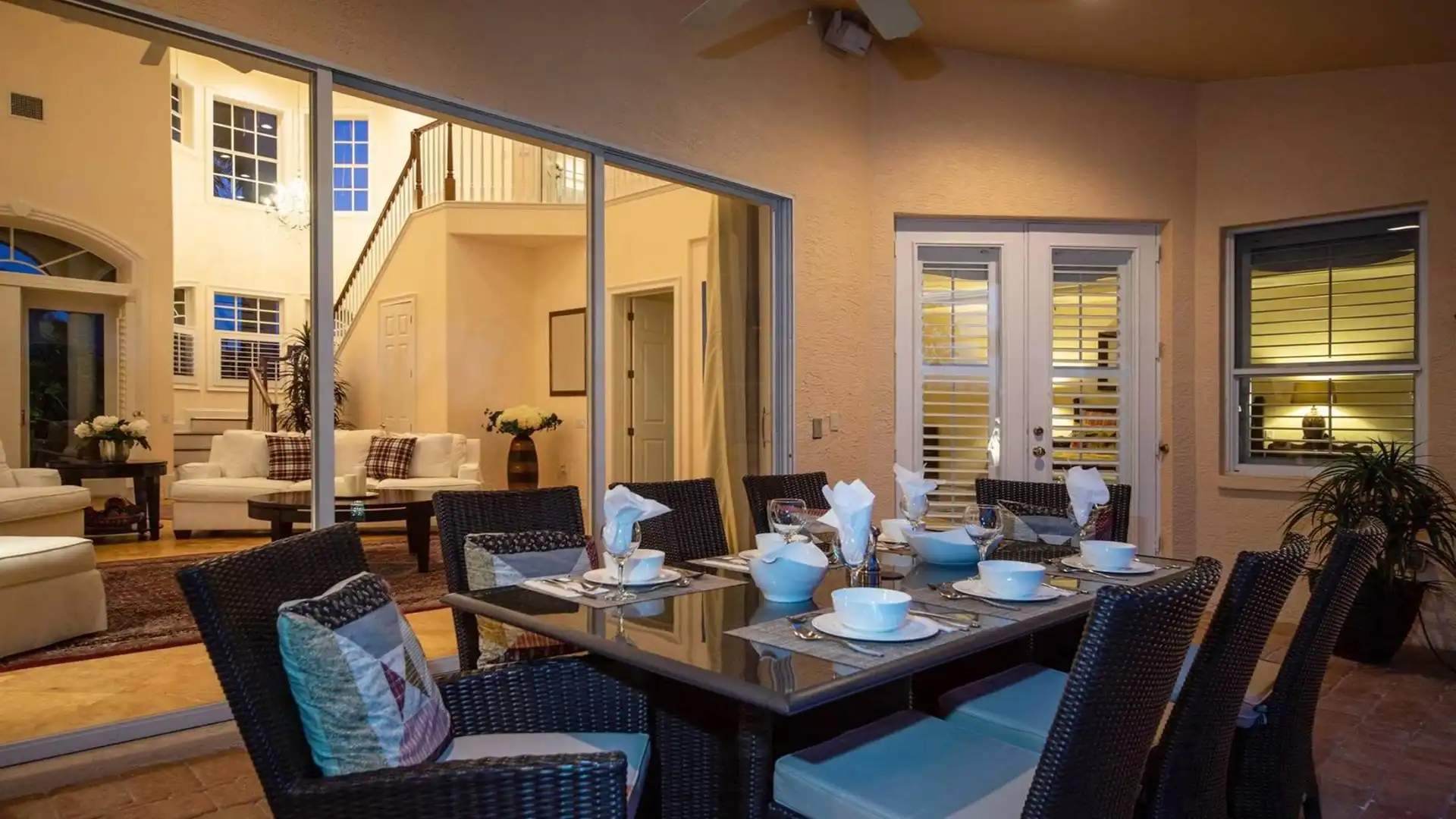 You can also sit here and enjoy your dinner