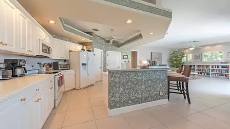 The kitchen comes fully equipped