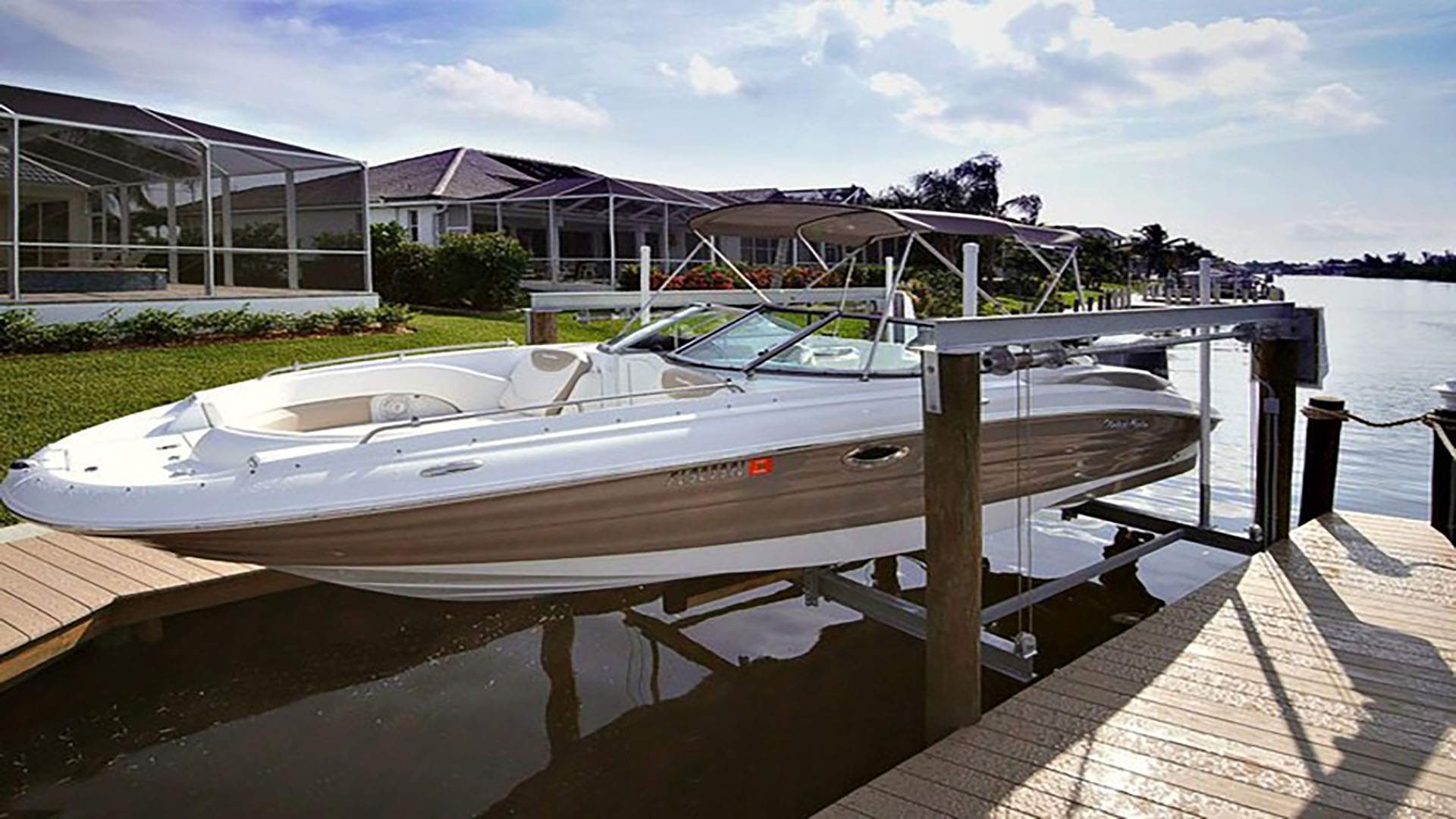 Southwind 2600 Deckboat boat rental in Cape Coral